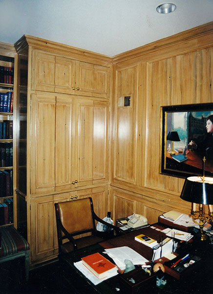 Private Residence, Washington, DC- Prepared, base-coated and grained the doors and paneling in this library to match knotty pine.