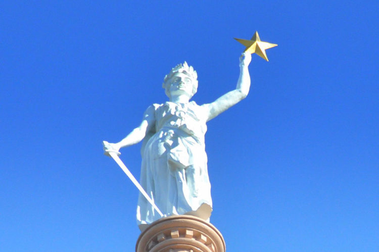 Texas Statehouse, Goddess of Liberty, Austin, TX - 23.75KT Golf Leaf